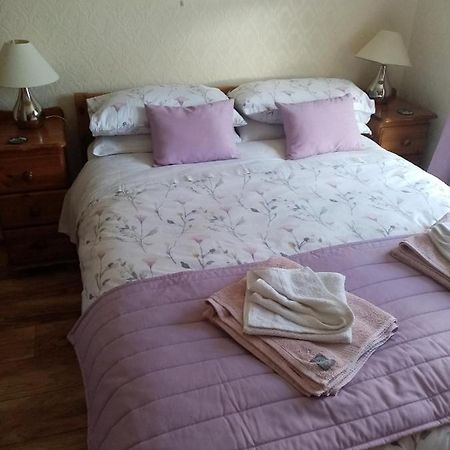 The Guest House Abergavenny Esterno foto